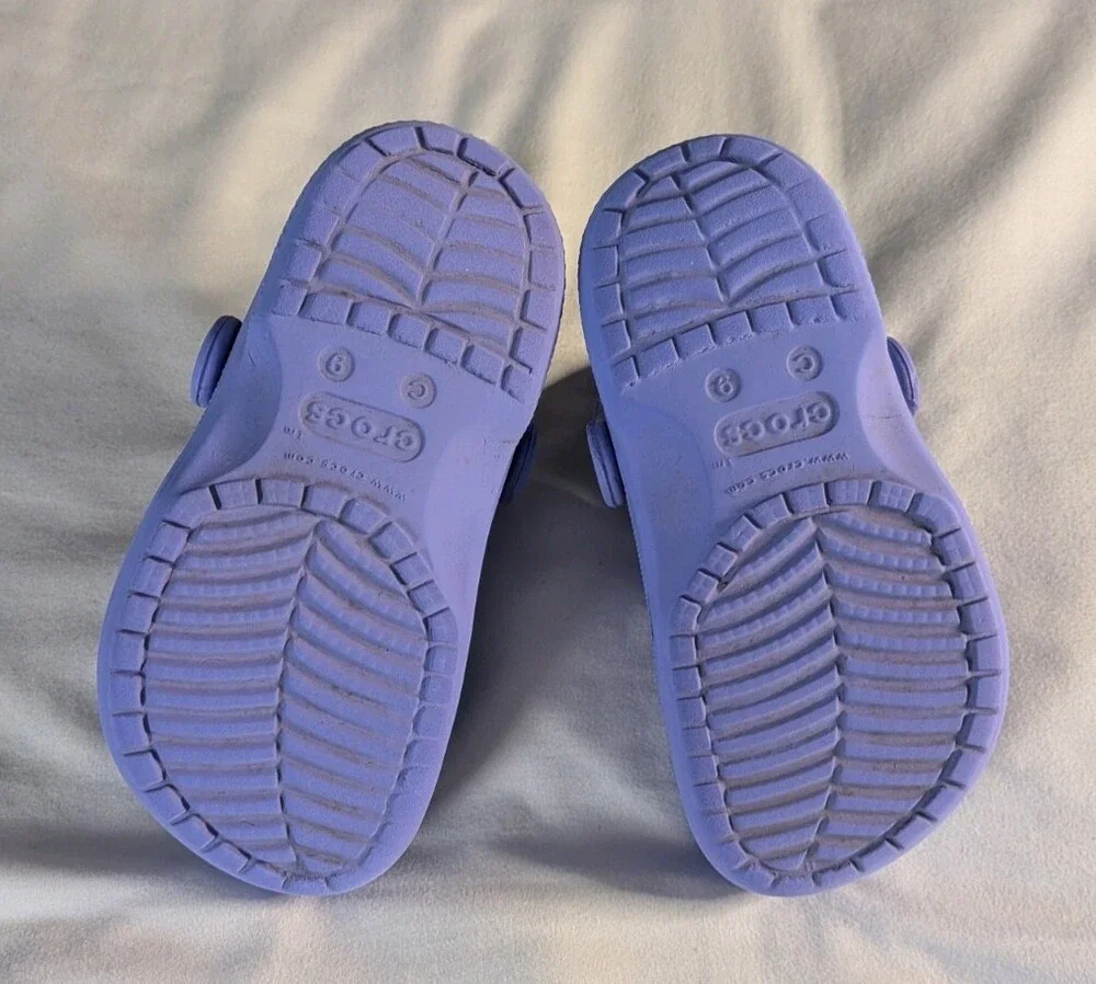 Crocs Classic Clog Unisex Kids Purple Rubber Slip On Clog Sandals C9